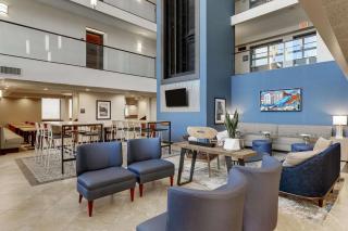 Drury Inn & Suites St. Louis St. Peters - Saint Peters - 7