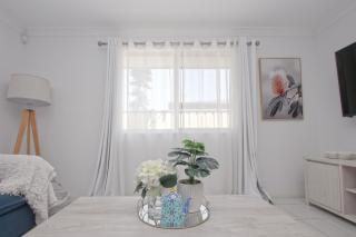 Gorgeous villa 5min walk to beach KING BED - Ettalong Beach - 2