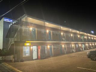 Express Inn - Towson - 8