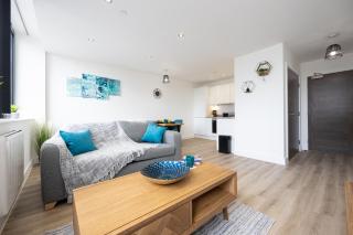 Luxurious Stylish Apartment in Old Trafford - Manchester - 8