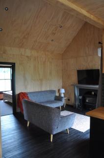 Renagour Cottage - Farmstay with Hot Tub! - Whanganui - 2