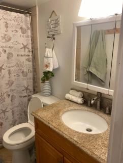 cozy studio a couple blocks away from the beach! - Honolulu - 3