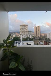cozy studio a couple blocks away from the beach! - Honolulu - 2