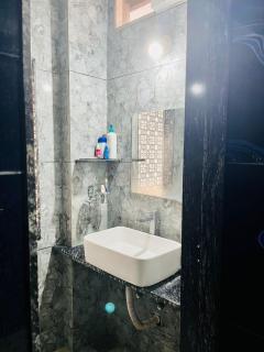 Bansiwala Homestay - Ujjain - 4