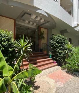 Oriental Tail Home - 9