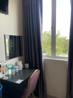 Intanova Hotel - Teluk Intan - 2