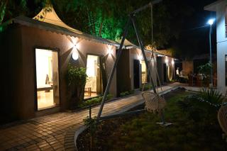 The Whispering Palms Resort - 5