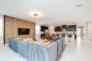 Luminous Hacienda Pool Getaway - Kissimmee - 5