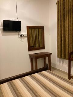 The Paramount Lodge - Polonnaruwa - 4