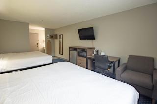 Super 8 by Wyndham Rockford I-90 Casino District - Rockford - 5