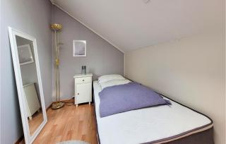 Cozy Apartment In Uggdal With Wifi - Uggdal - 4