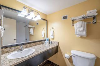 Remodeled Condo, Waterpark View at Landmark Resort - Myrtle Beach - 6