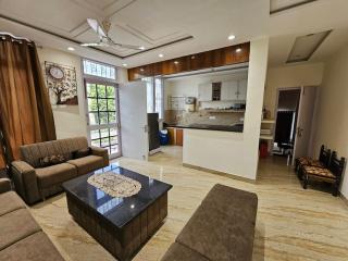 Ankhi's Villa with Parking - Amritsar - 9