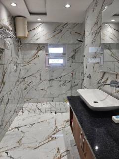 Ankhi's Villa with Parking - Amritsar - 8