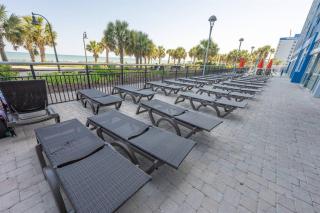 Oceanfront Convenience on Lower Floor, Heated Pool - Myrtle Beach - 4
