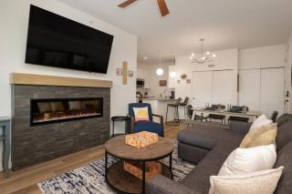 New Condo! Skiboard Winter Park Shuttle - 4