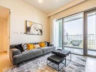 Captivating 1Br in Downtown Views II - Dubai - 0