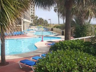 New Remodeled Direct Oceanfront Views Beach Cove - 1
