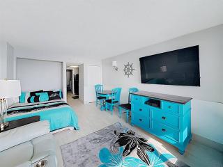 Newly Renovated, Oceanfront, Pools,Fantastic View! - Myrtle Beach - 4