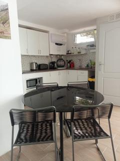 Apartamento urb.Basseites - Casas Devesa - 0