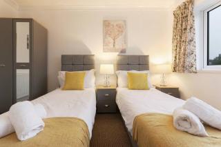 Large 4 bed Coventry house Contractors Professionals Private parking Close to NEC - Parkside - 5