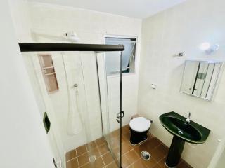 Agradável Flat na Praia do Caiçara - Praia Grande - 2