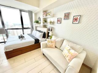 Executive Unit in Eastwood with Best City View - Manila - 4