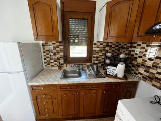Chris & Mary Comfort Rooms (country house) - Nea Iraklia - 1
