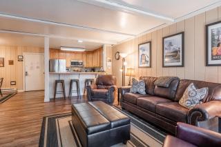 Summit Forester #47 BLDG.2 Bedrm / 2 bath Ski in Ski Out! Steps to Chair 15 at Little Eagle Lodge! - Mammoth Lakes - 8