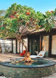 VILLA MENORCA - Gili Trawangan - 8