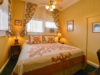 Wailuku Guesthouse - 1