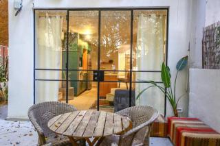 Boutique 1BR Garden TLV Apartment - 9