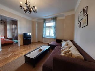 Terrific Tátra Apartment - Budapeste - 0