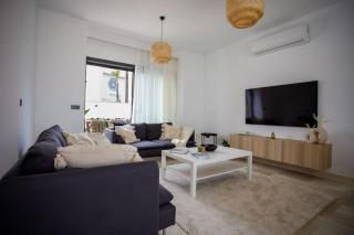Luxury 4 Bedroom Villa with Private Pool 200m to Beach - Yeni Dünya Bodrum - Bodrum - 7