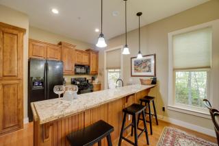 Pool and Beach Cozy Condo in Bear Lake Reserve! - Glenville - 1
