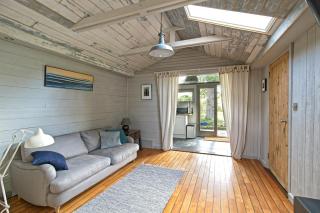 Isle of Wight Cabin - 6