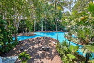 Luxury 2 Bed Palm Cove Unit, Pool & Ocean Views from Third Floor - Palm Cove - 1
