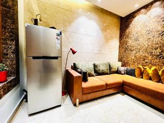Divine Studios Rajouri Garden - Neu-Delhi - 0