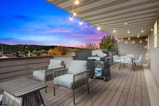 Modern Home-Garage-Scenic Patio - Rapid City - 0
