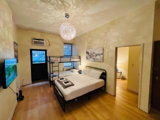 Steps from Empire State Building - 6