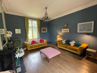 Beautiful 6 bedroom house with pool & large garden - Le Pêchereau - 2