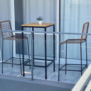 Departamentos Fleming, luminosos p hasta 4 personas - 2