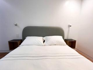 New Cozy Modern Minimalist Stay in Brooklyn at Rem-Casa - 1