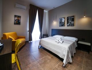 Sciuscià beb spaccanapoli - Naples - 8