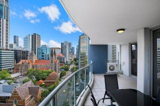 Best of Brissie - Chic Resort-style CBD Living - Brisbane - 5