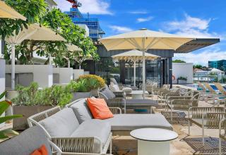 'Brightly Boutique' A CBD Resort-style Escape - Brisbane - 8