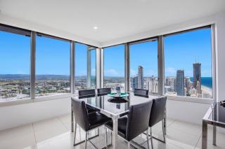 Blue Abyss - Panoramic Haven at Lavish Resort & Spa - Gold Coast - 1