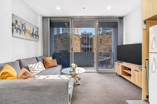 'Artsy at East End' A Modern Inner-city Retreat - Adelaide - 0