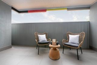 Perfect Prospect Among City's Dining Hotspots - Adelaide - 7