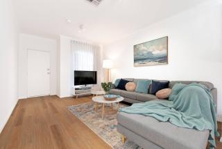 Colley's Nest - Family-friendly Townhouse with Patio - Adelaide - 2